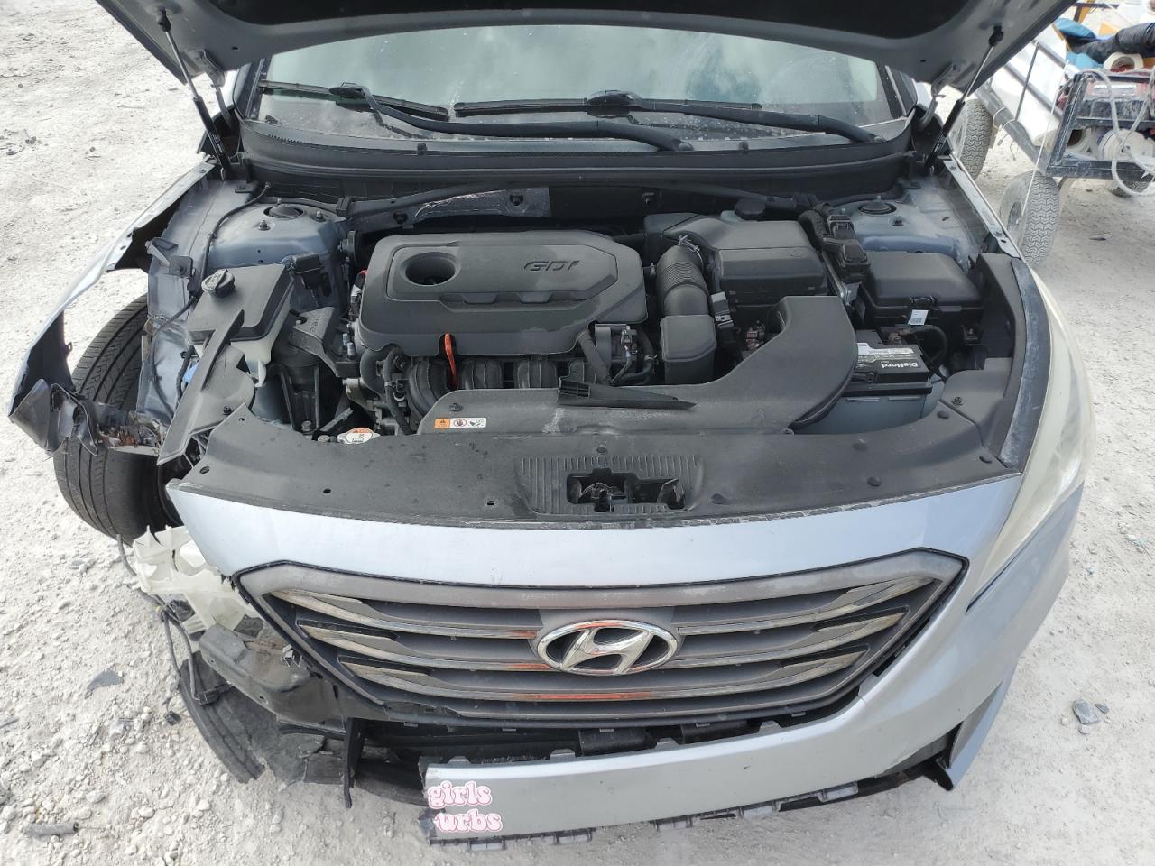 2016 Hyundai Sonata - Image 12
