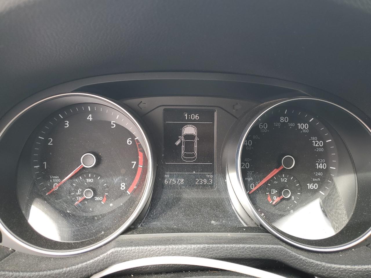2017 Volkswagen Passat - Image 9