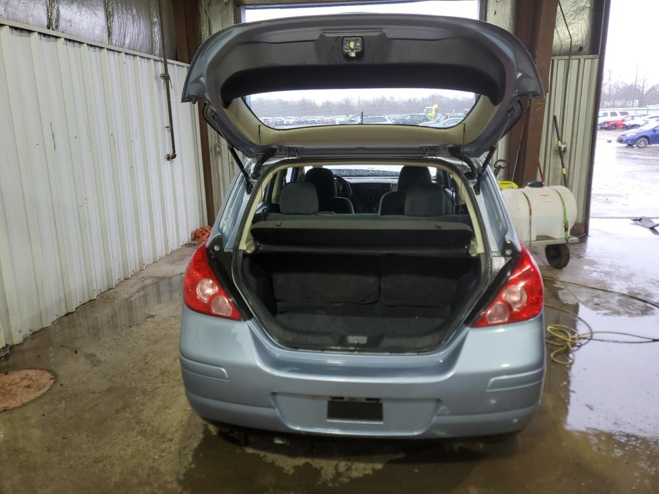 2011 Nissan Versa - Image 6