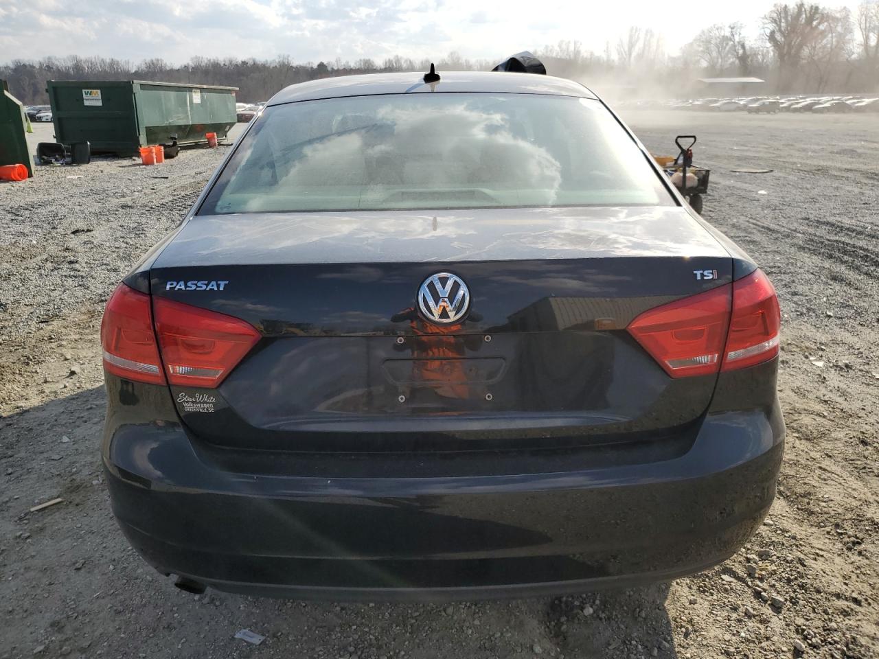 2015 Volkswagen Passat - Image 6