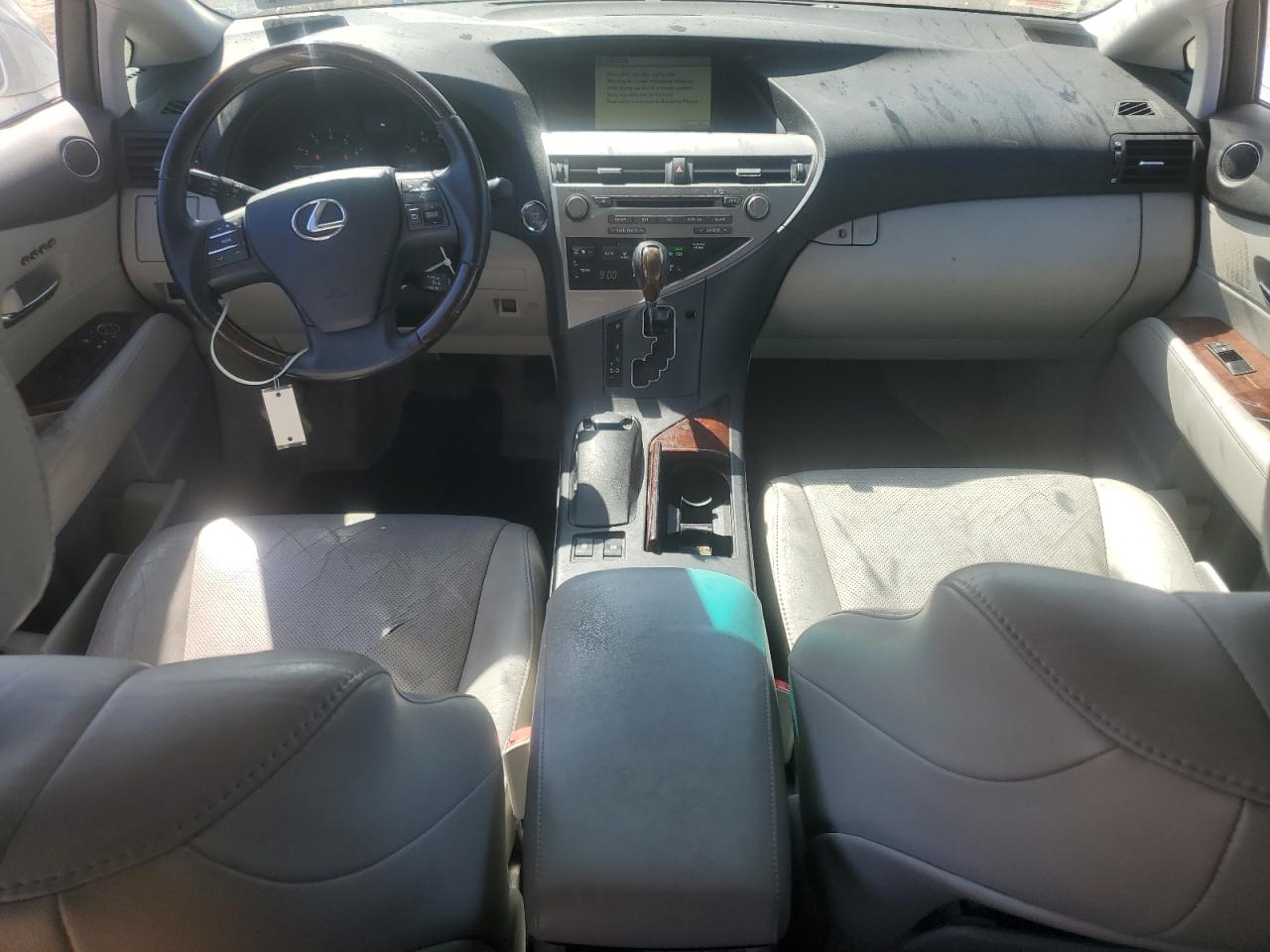 2010 Lexus RX - Image 8