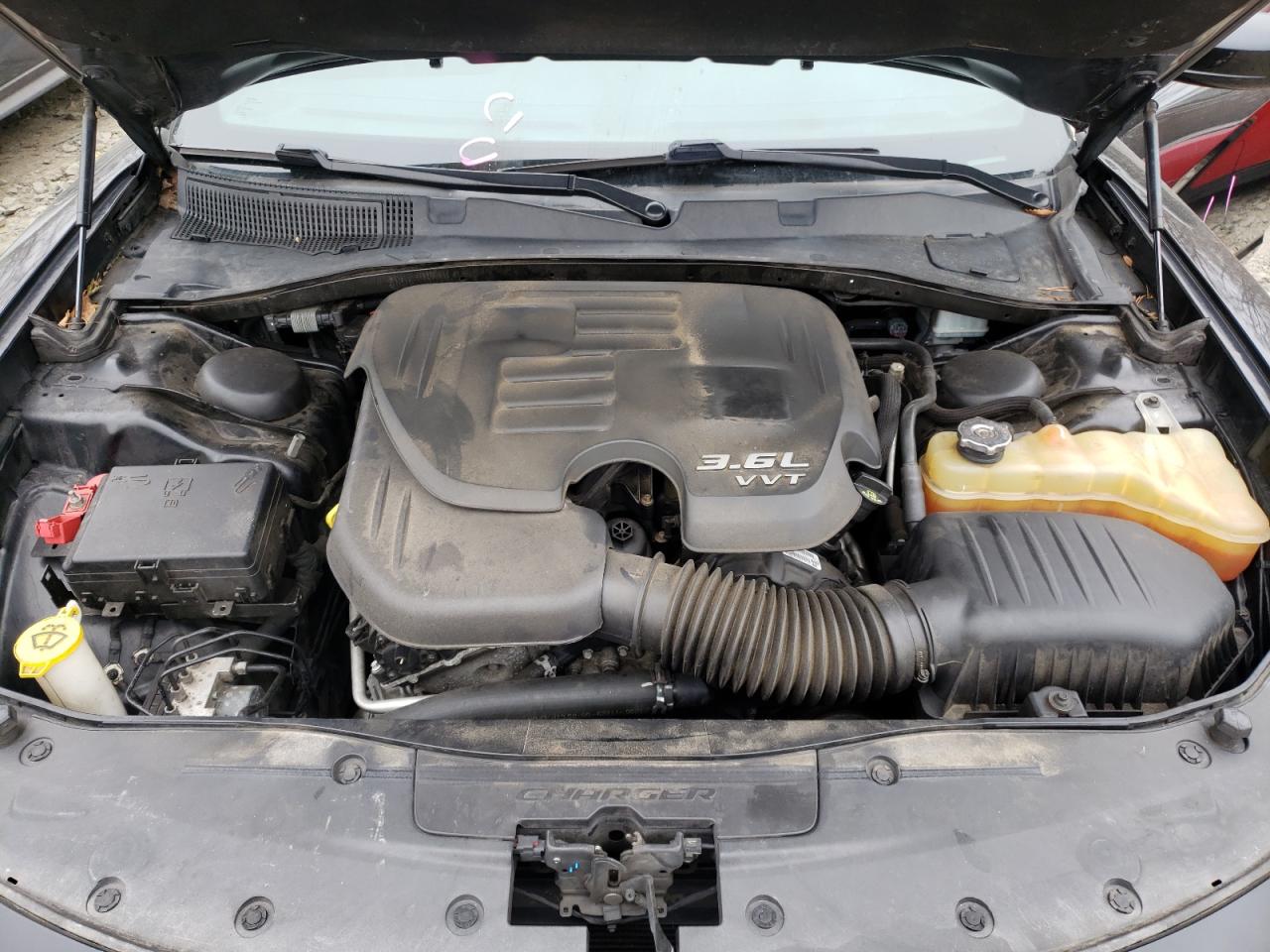 2016 Dodge Charger - Image 11