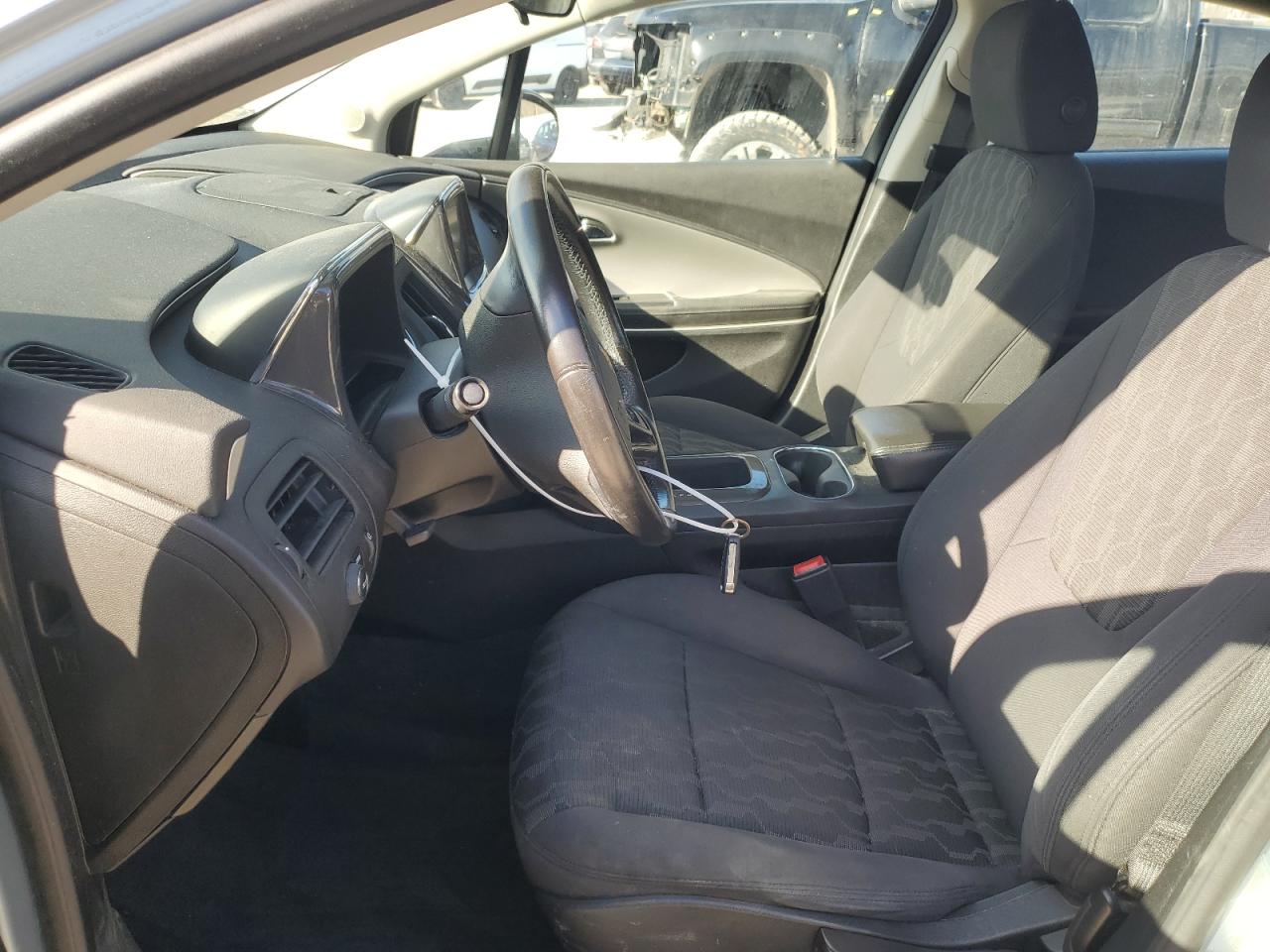 2014 Chevrolet Volt - Image 7