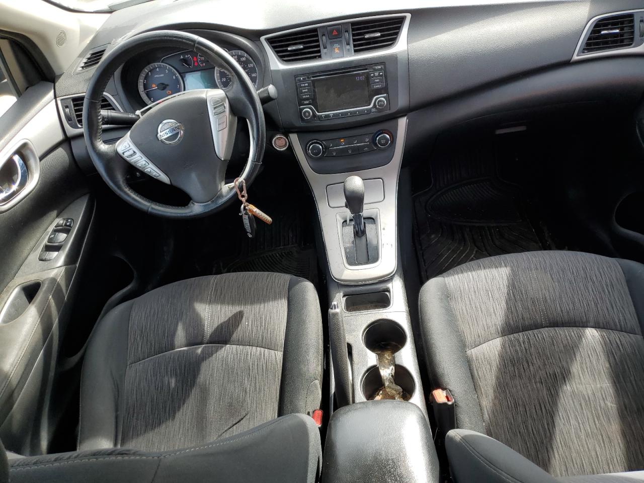 2015 Nissan Sentra - Image 8