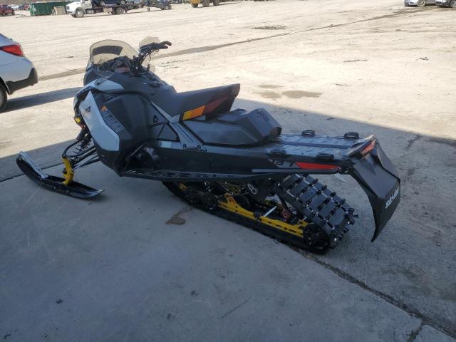 2023 SKIDOO MXZ ADRENA  
