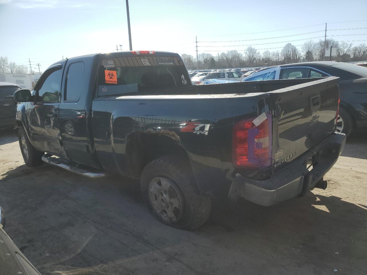 2012 Chevrolet Silverado - Image 2