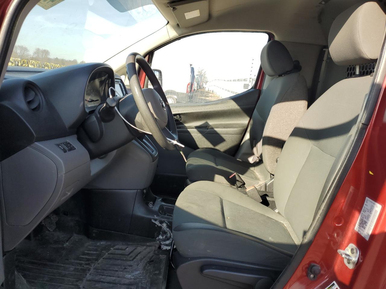 2015 Nissan NV - Image 7