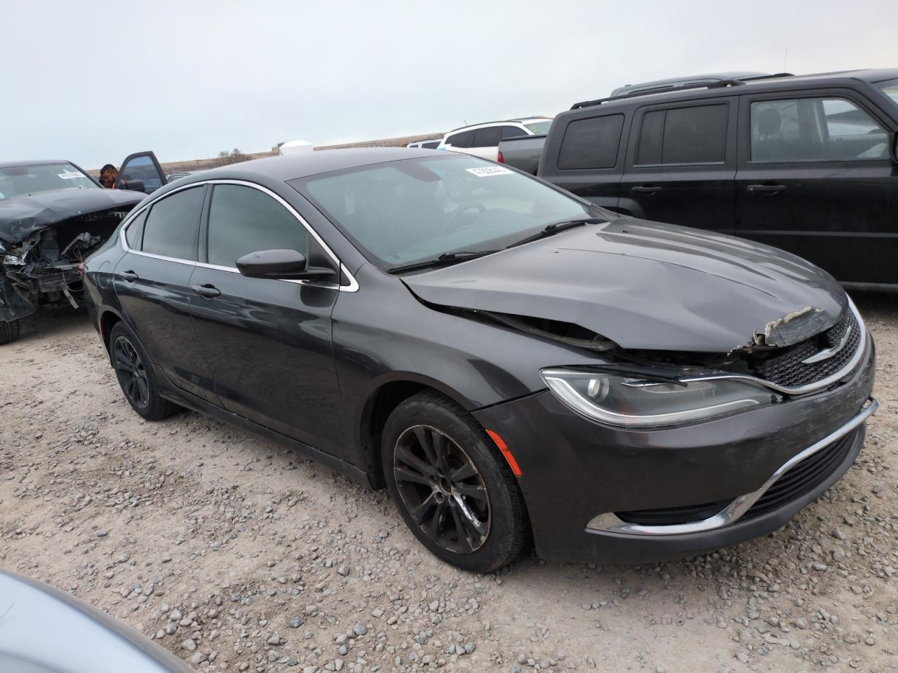 2015 Chrysler 200 - Image 4