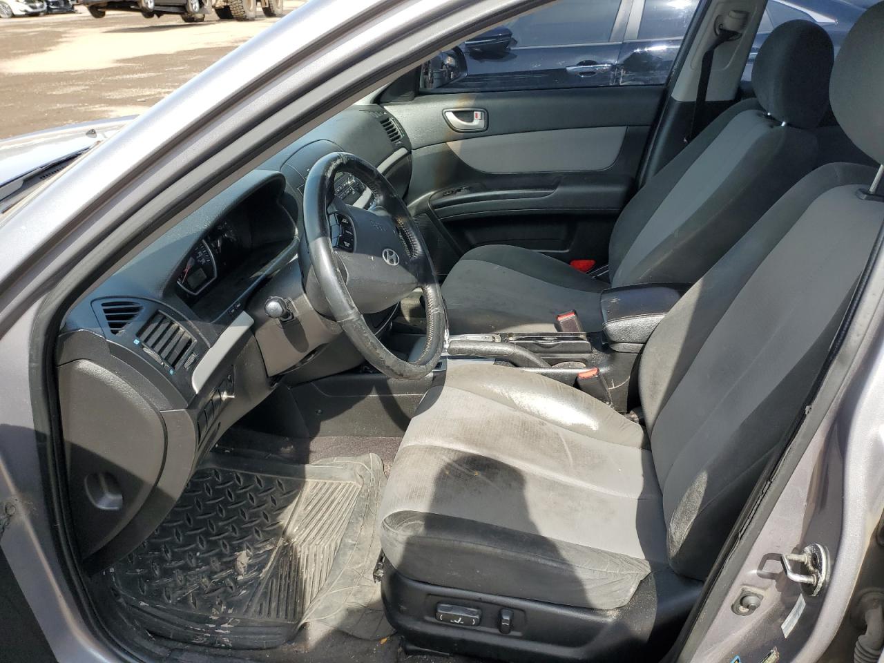 2008 Hyundai Sonata - Image 7