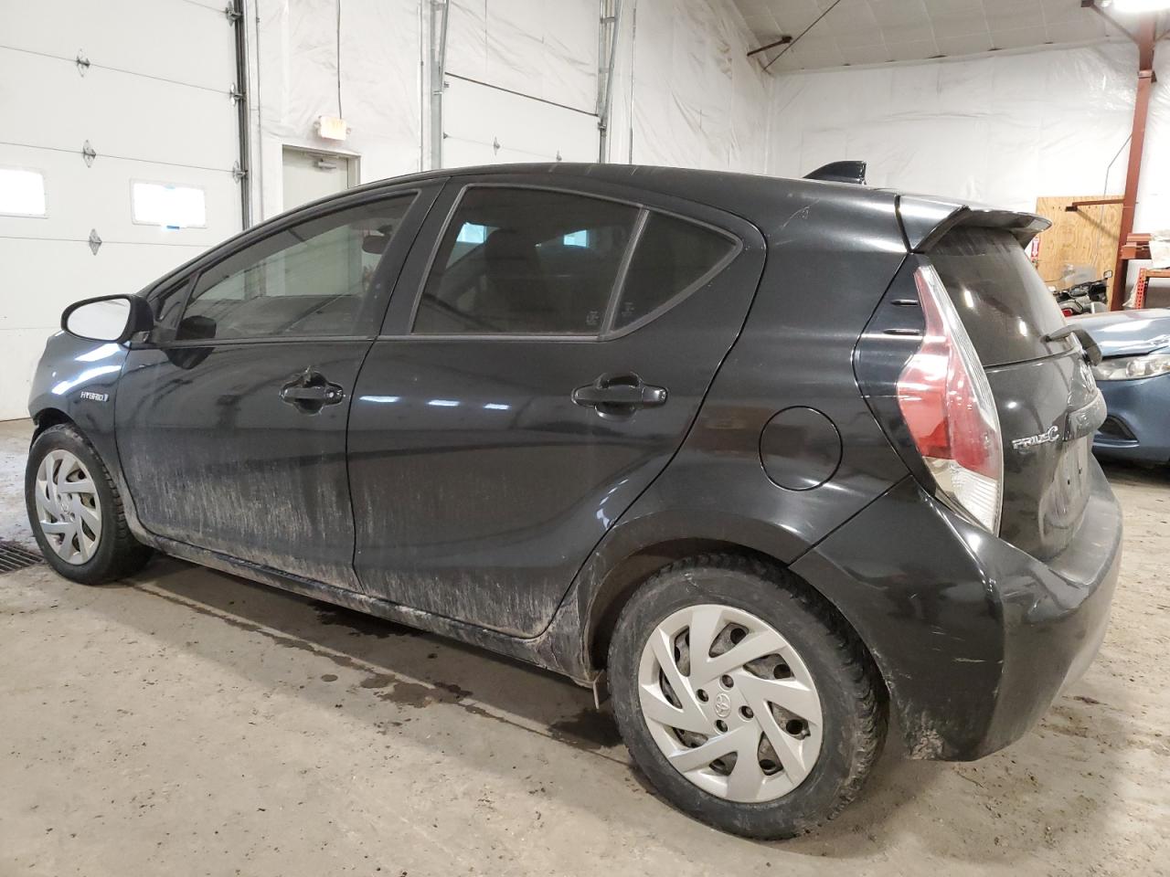 2015 Toyota Prius - Image 2