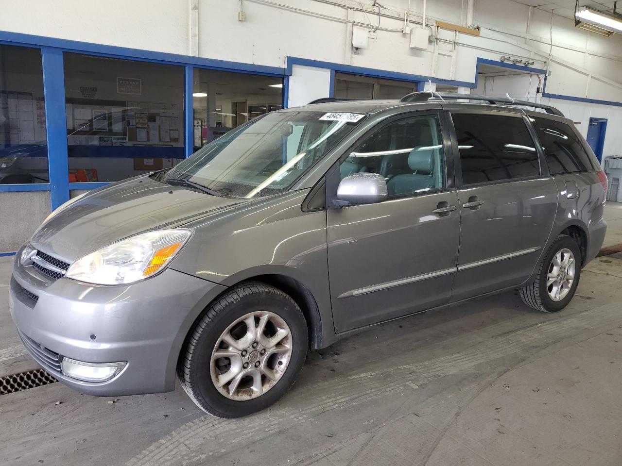 2005 Toyota Sienna Xle იყიდება Pasco-ში, WA - Minor Dent/Scratches