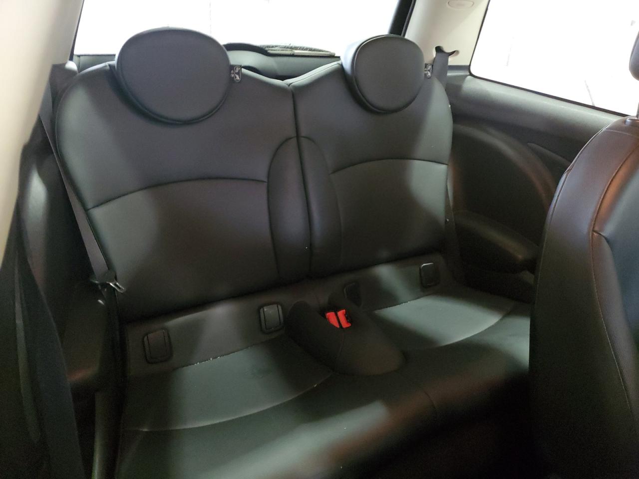 2013 MINI Cooper - Image 10