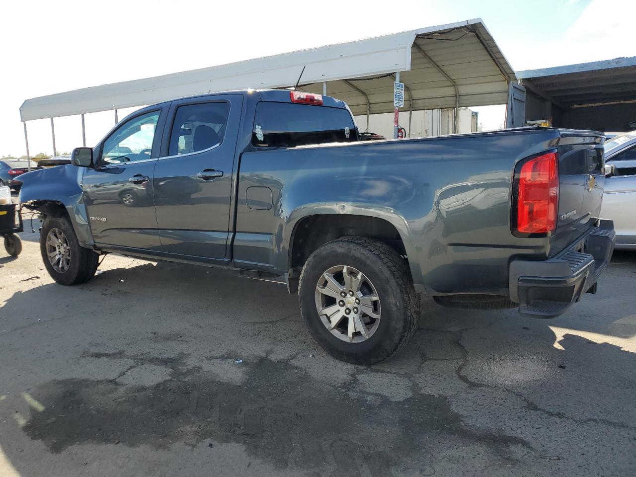 2015 Chevrolet Colorado - Image 2