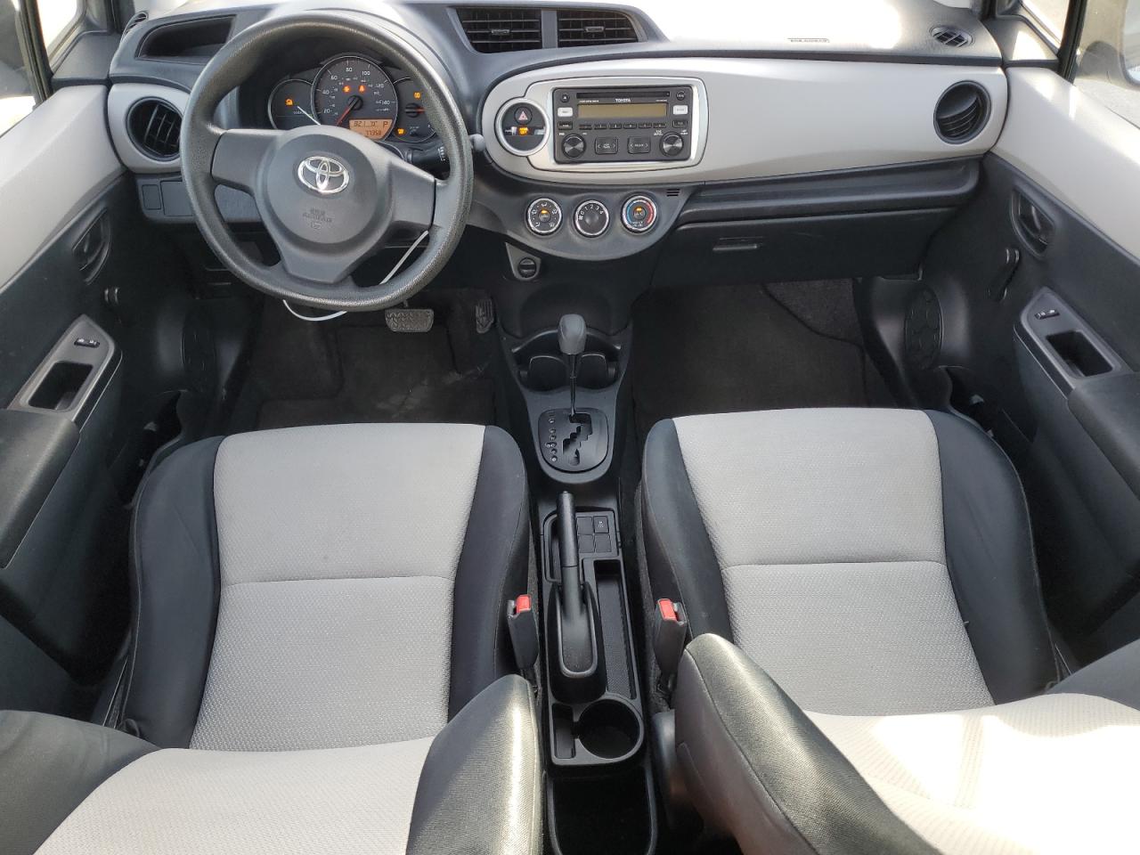 2012 Toyota Yaris - Image 8