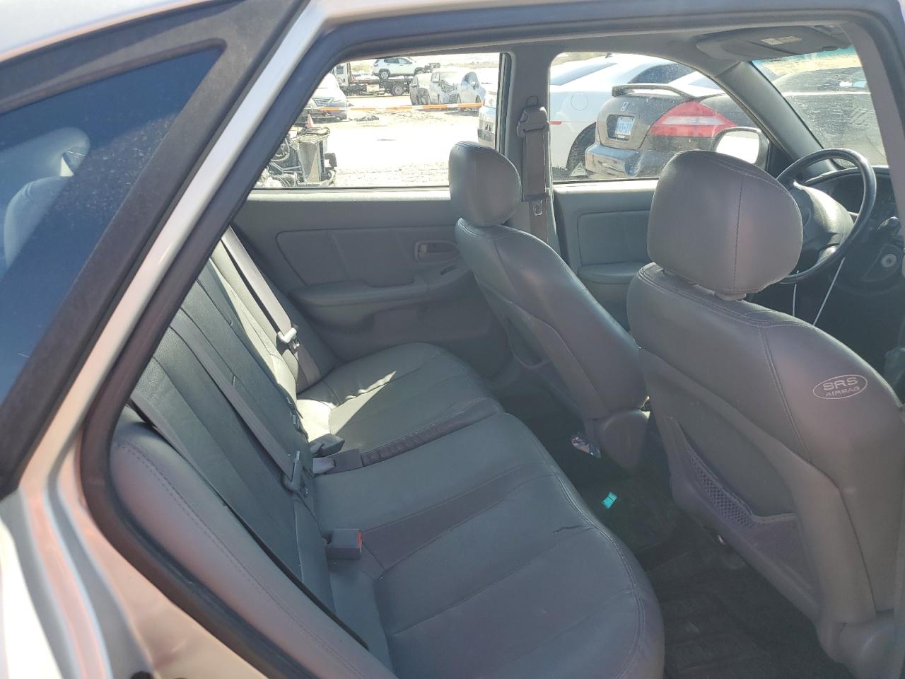 2005 Hyundai Elantra Gls VIN: KMHDN56DX5U133600 Lot: 50934515
