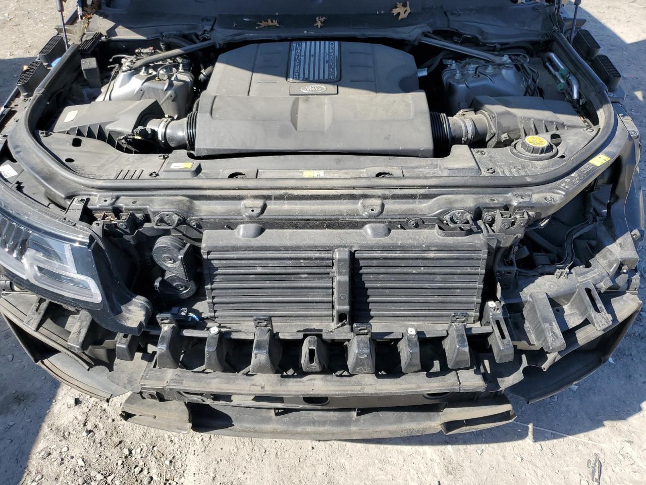 2019 Land Rover Range Rover - Image 12