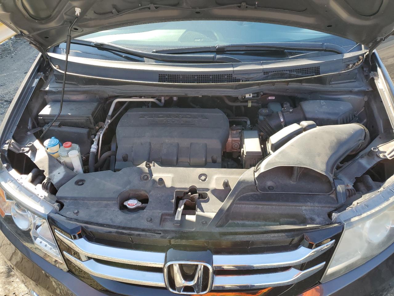 2014 Honda Odyssey - Image 13