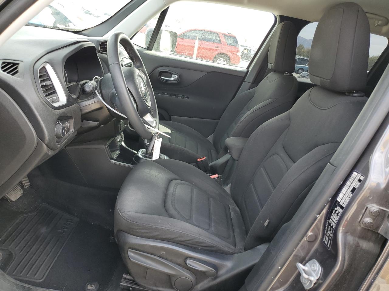 2018 Jeep Renegade - Image 7