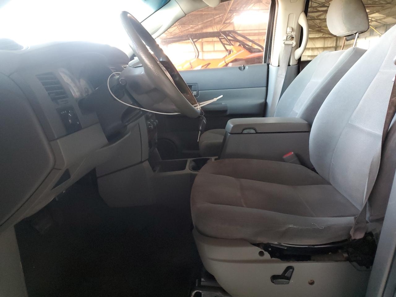 2004 Dodge Durango - Image 7