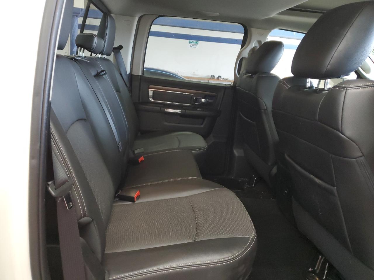 2016 RAM 1500 - Image 10