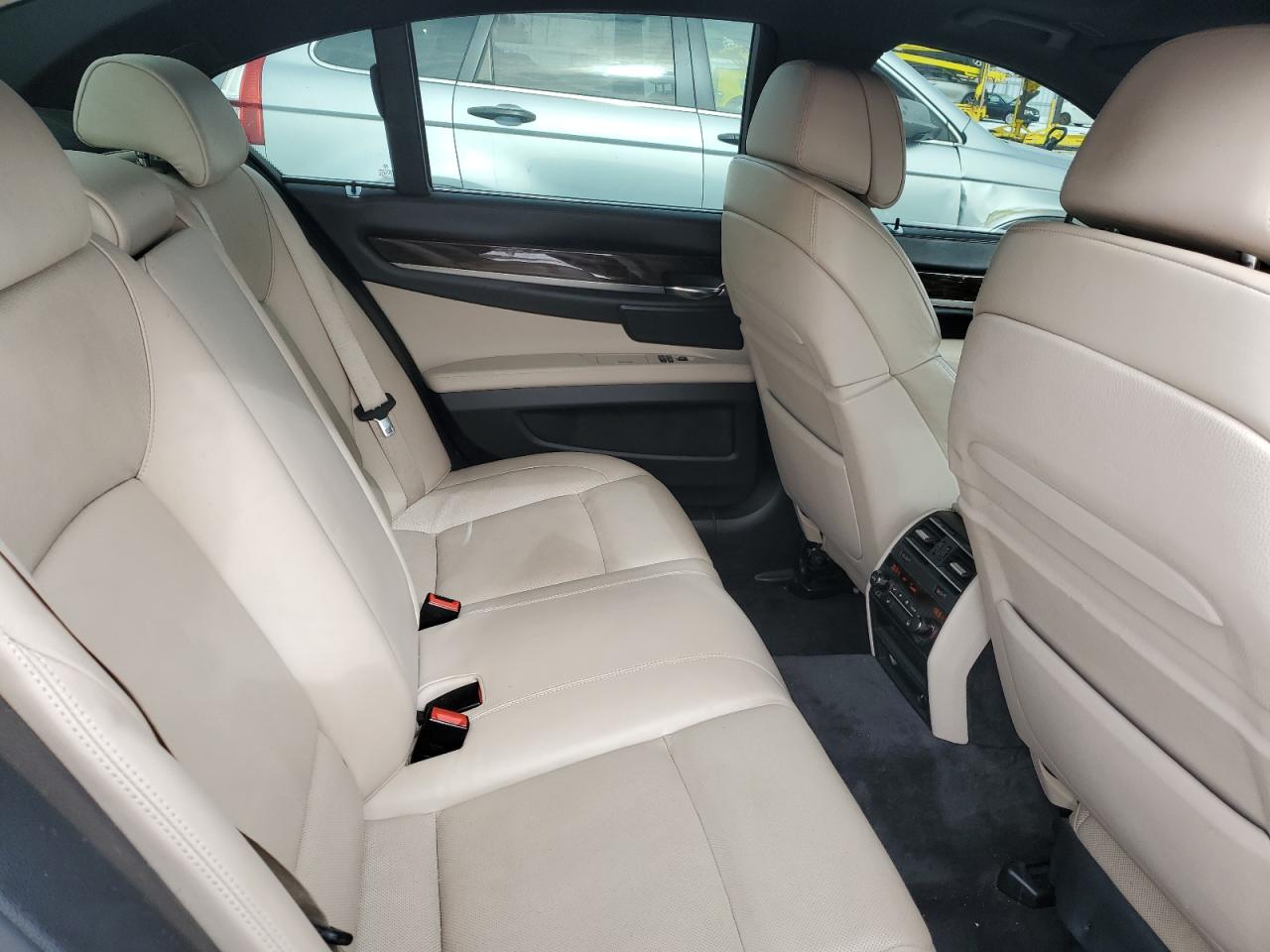 2010 BMW 7er - Image 10