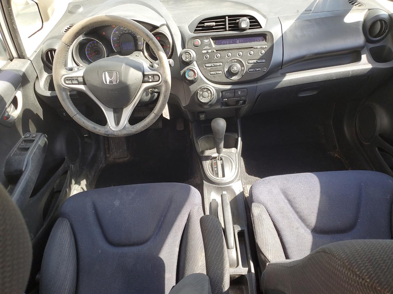 2013 Honda Fit - Image 8