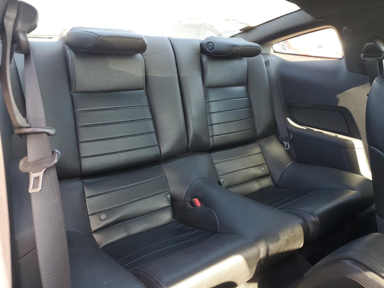 2011 Ford Mustang - Image 10