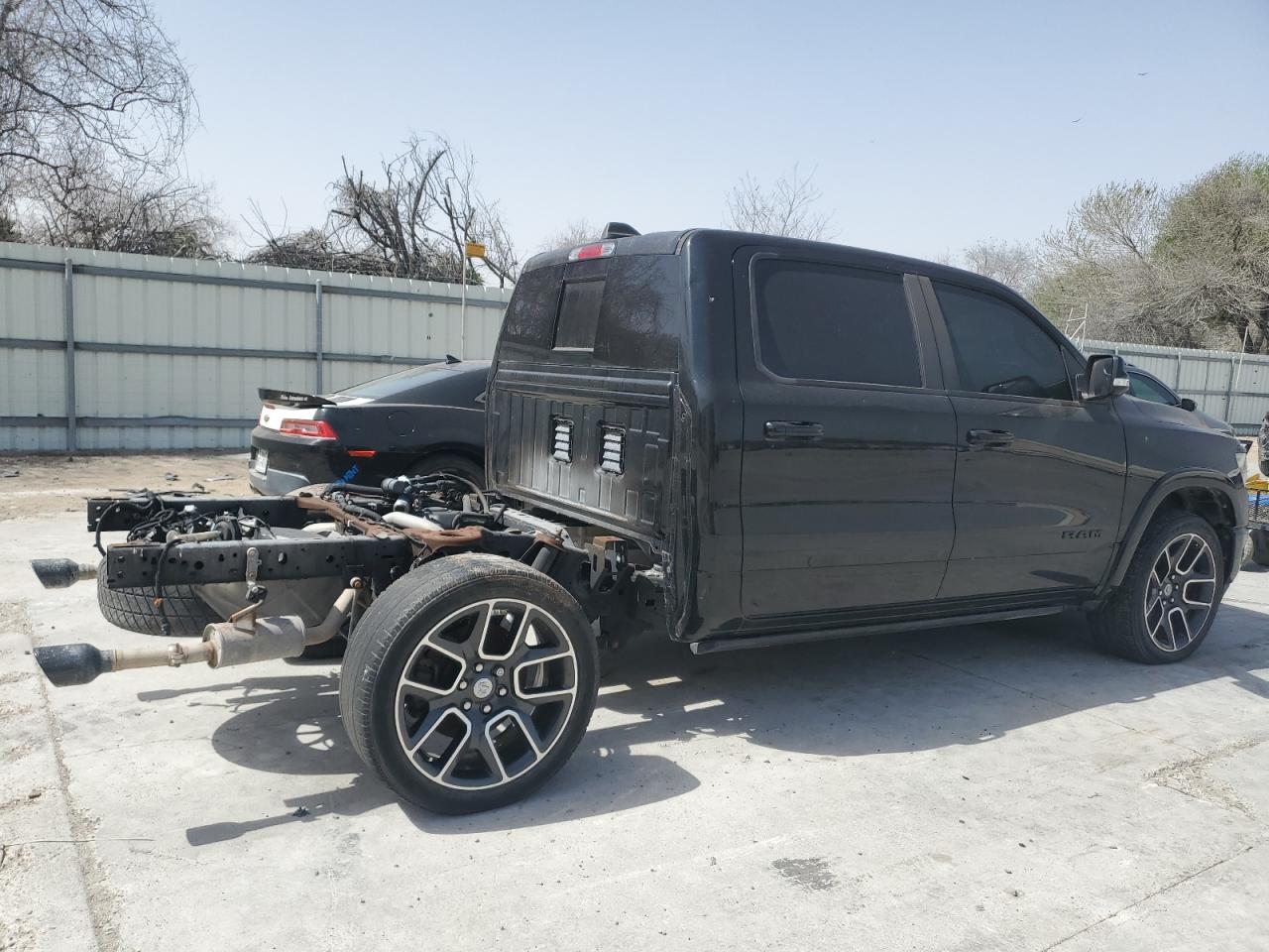 2019 RAM 1500 - Image 3