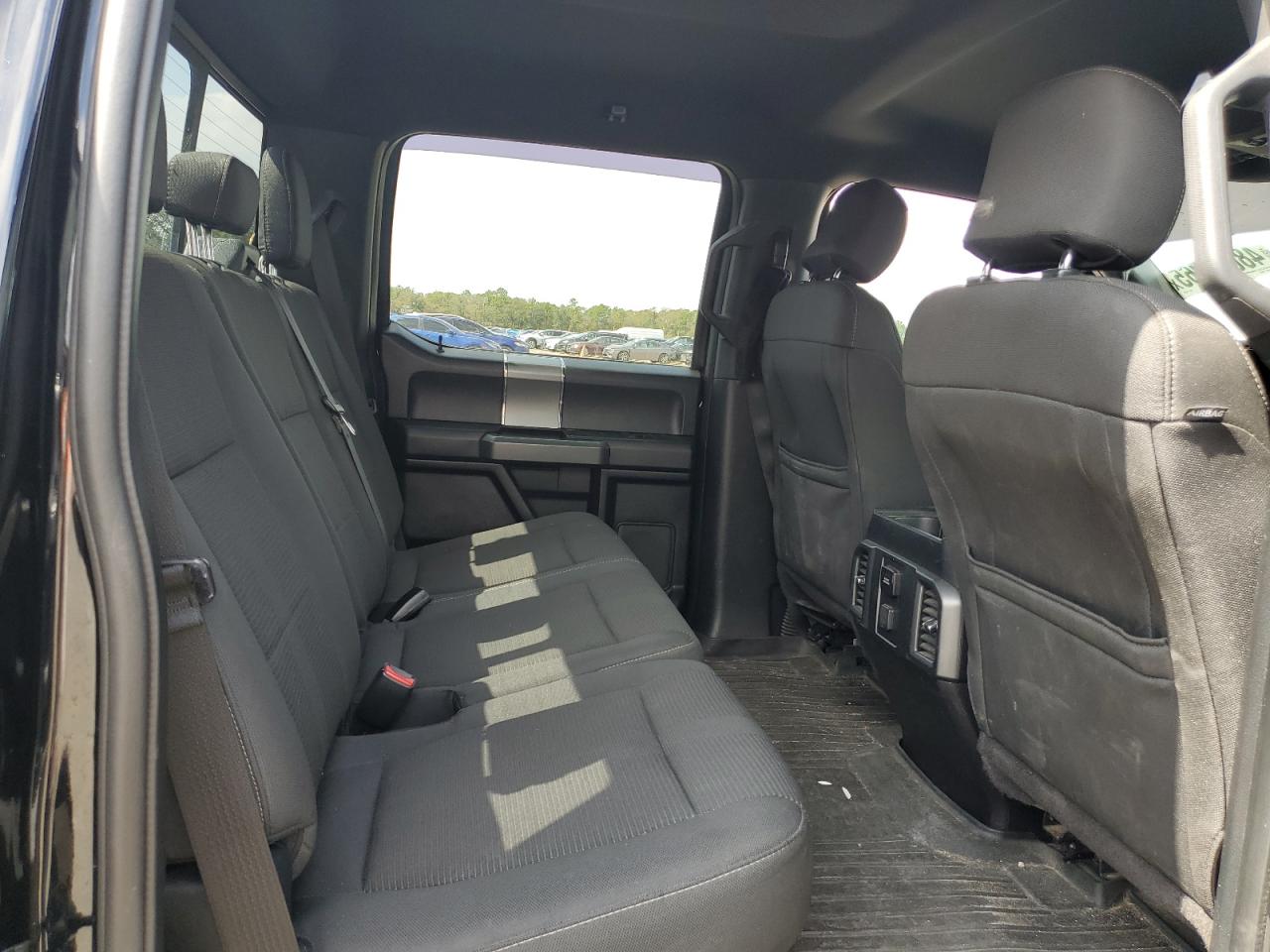 2016 Ford F-150 - Image 10