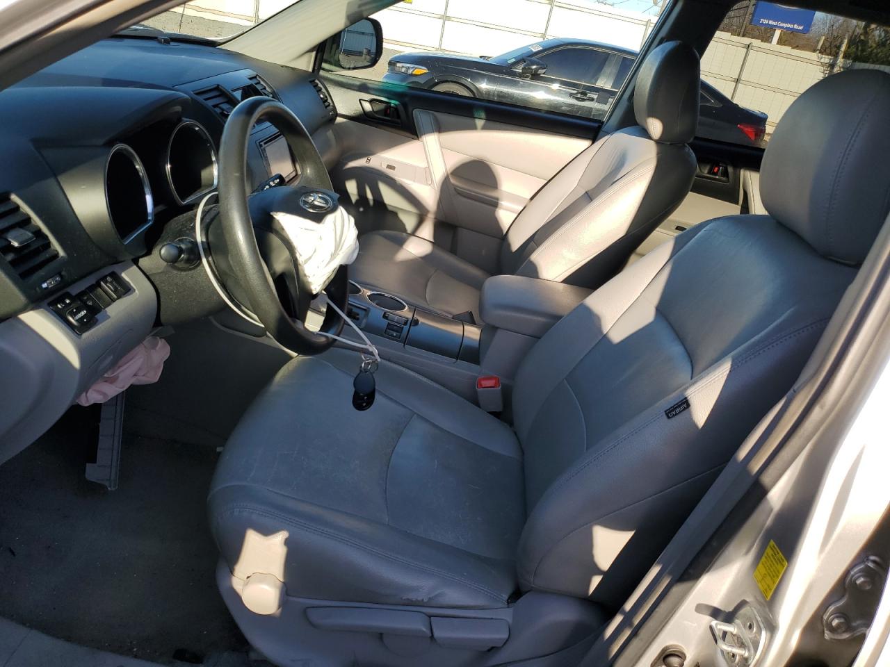 2010 Toyota Highlander - Image 7