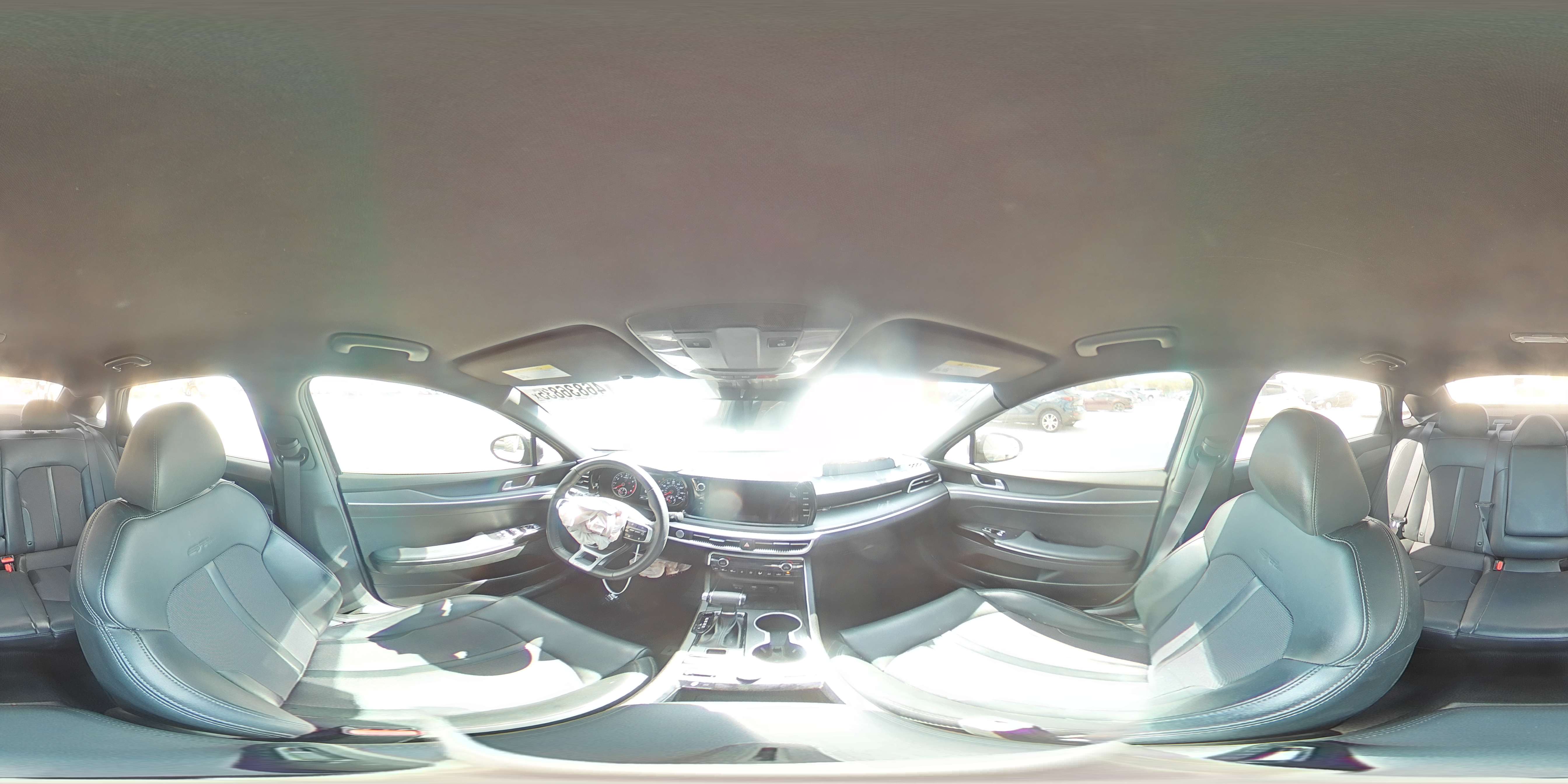2024 Kia K5 - Image 12
