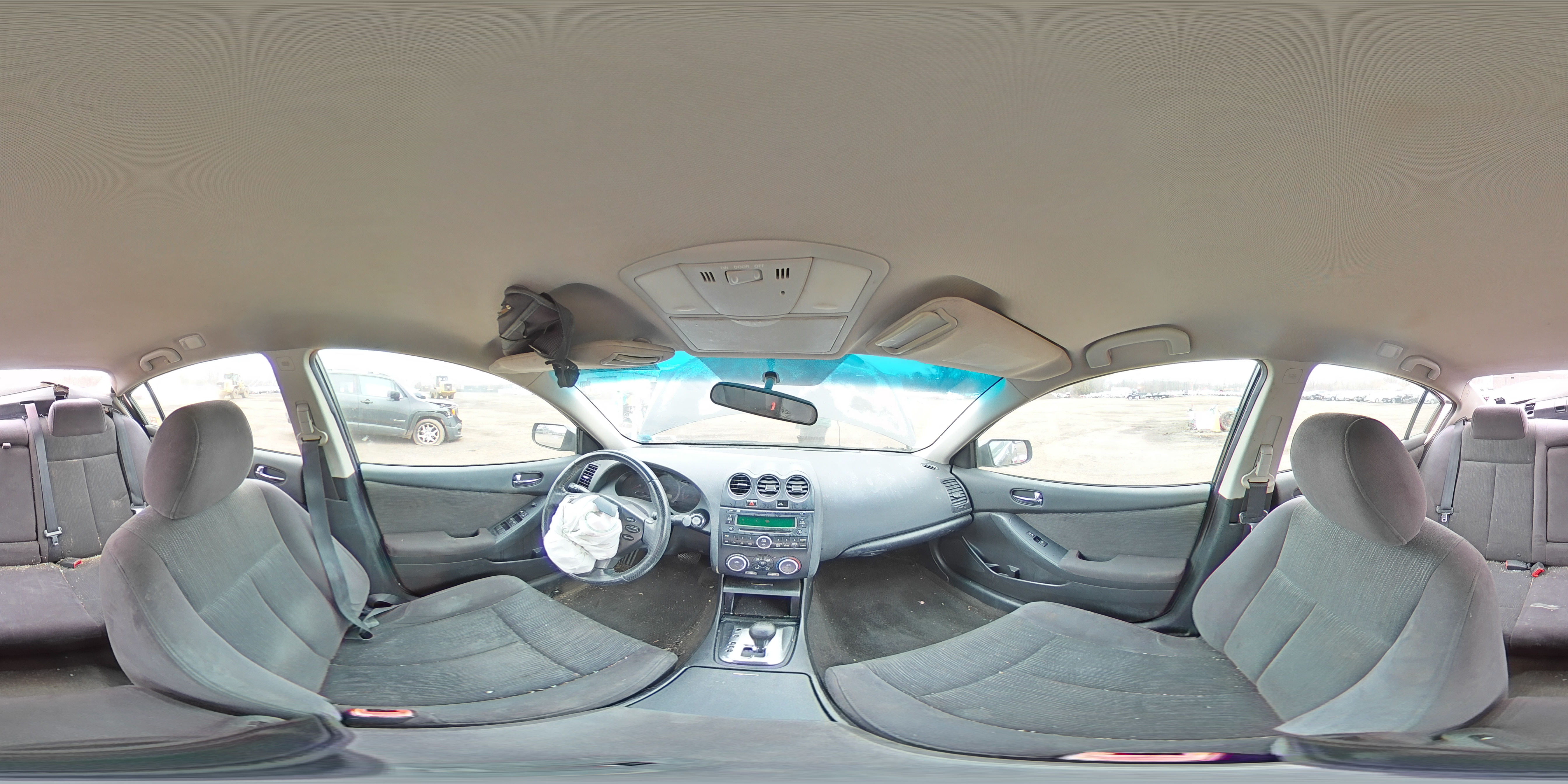 2010 Nissan Altima - Image 13