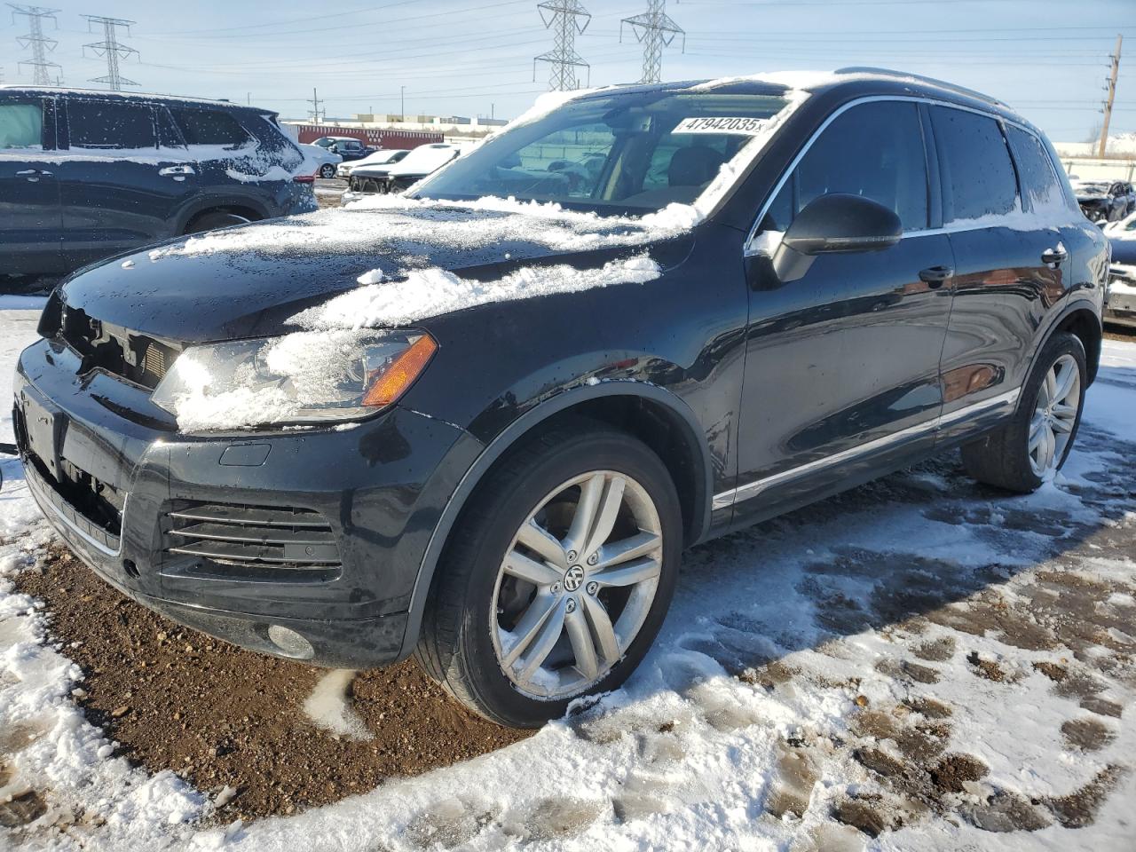 2013 Volkswagen Touareg V6 for Sale in Elgin, IL - Front End