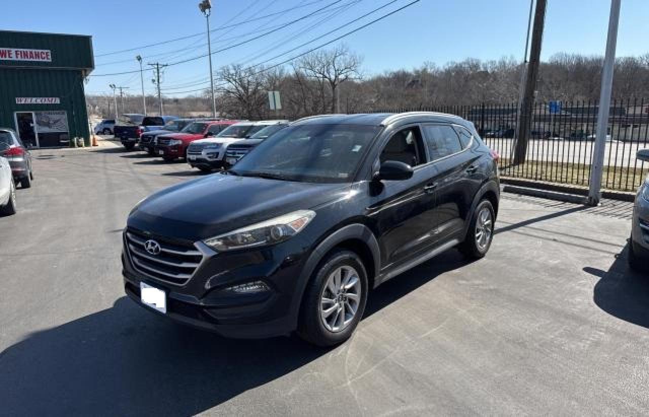 2017 Hyundai Tucson - Image 2
