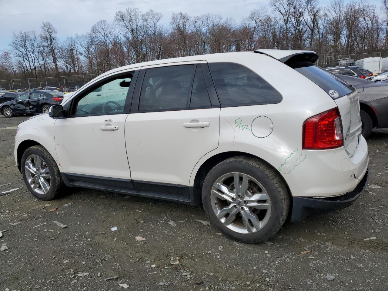 2013 Ford Edge - Image 2