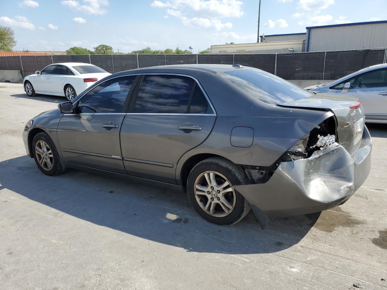 2006 Honda Accord - Image 2