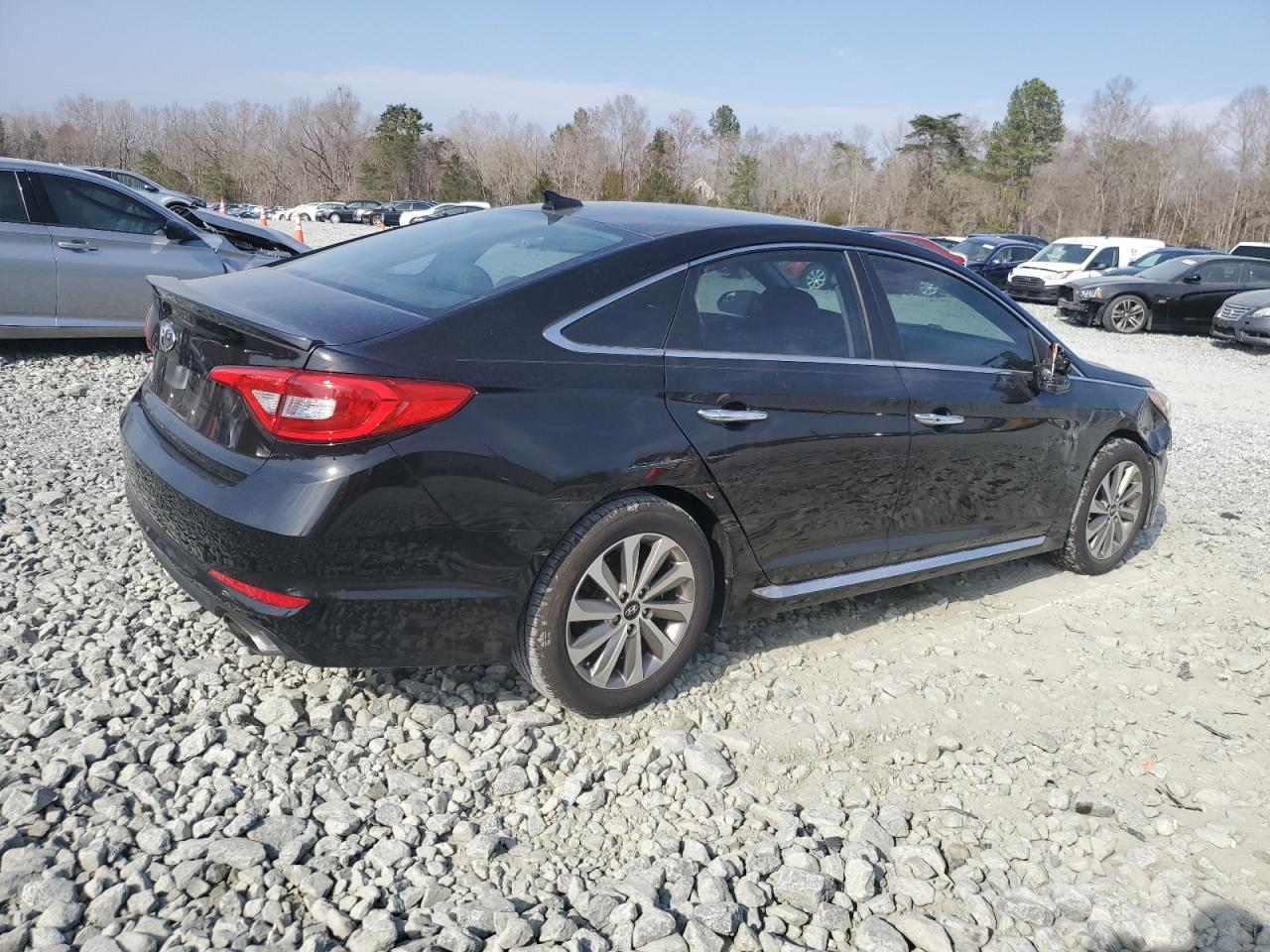 2017 Hyundai Sonata - Image 3