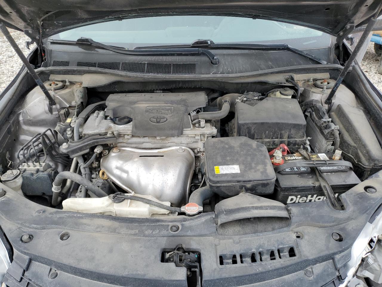 2016 Toyota Camry - Image 11