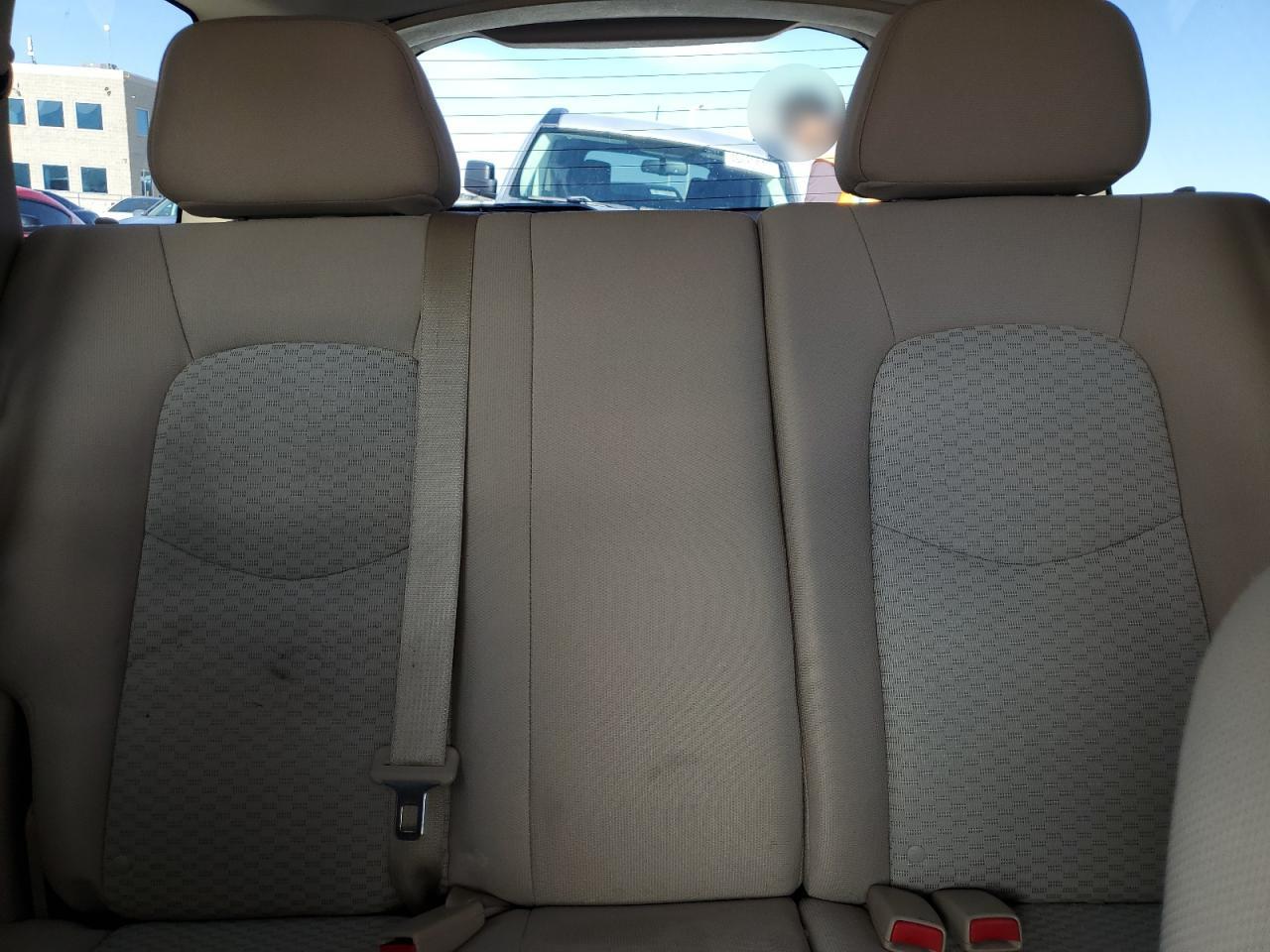 2009 Chevrolet HHR - Image 10