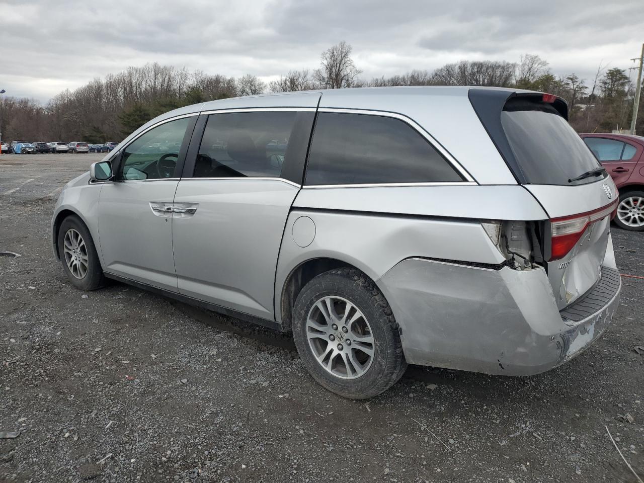 2011 Honda Odyssey - Image 2