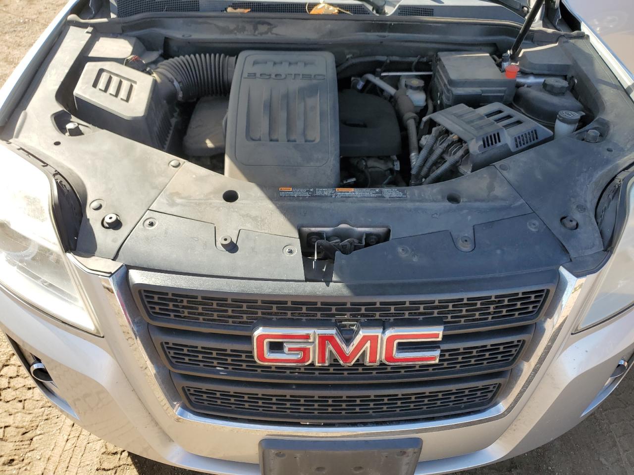 2012 GMC Terrain - Image 12