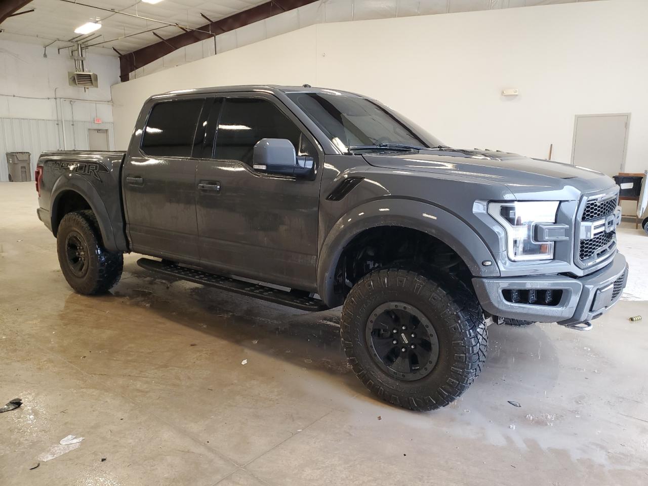 2017 Ford F-150 - Image 4