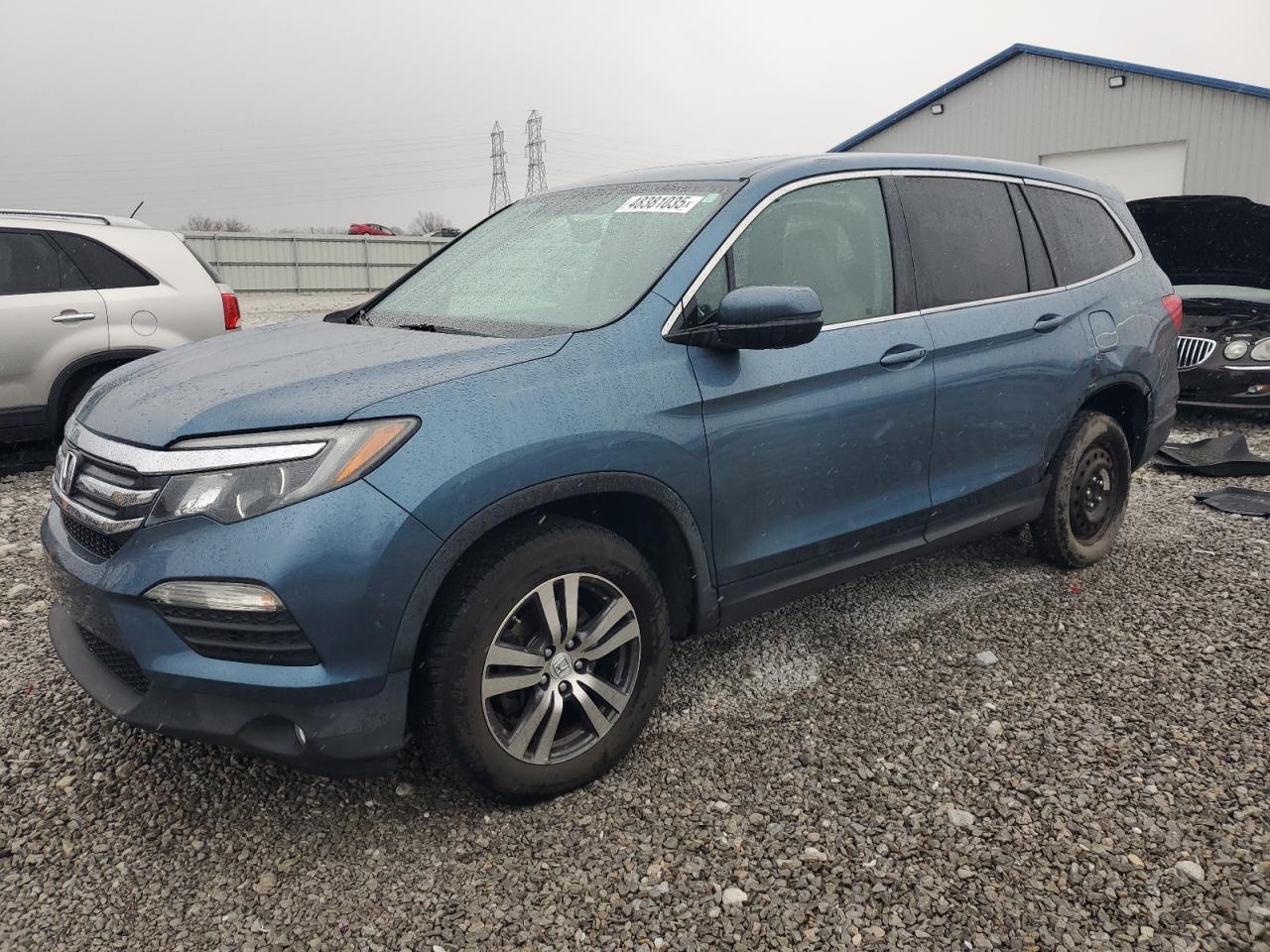 2017 Honda Pilot - Image 1