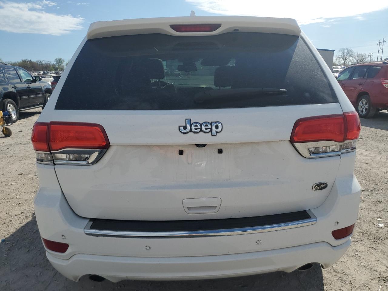 2015 Jeep Grand Cherokee Overland VIN: 1C4RJECG5FC635328 Lot: 50740185