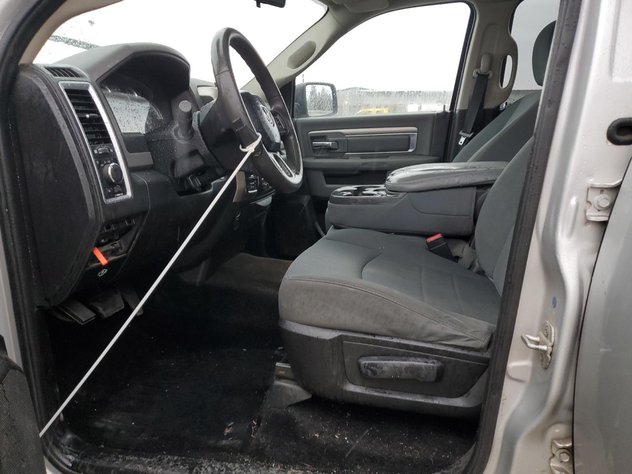 2013 RAM 1500 - Image 7