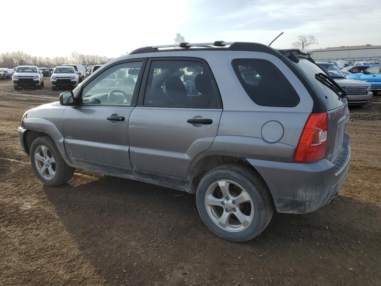 2009 Kia Sportage - Image 2