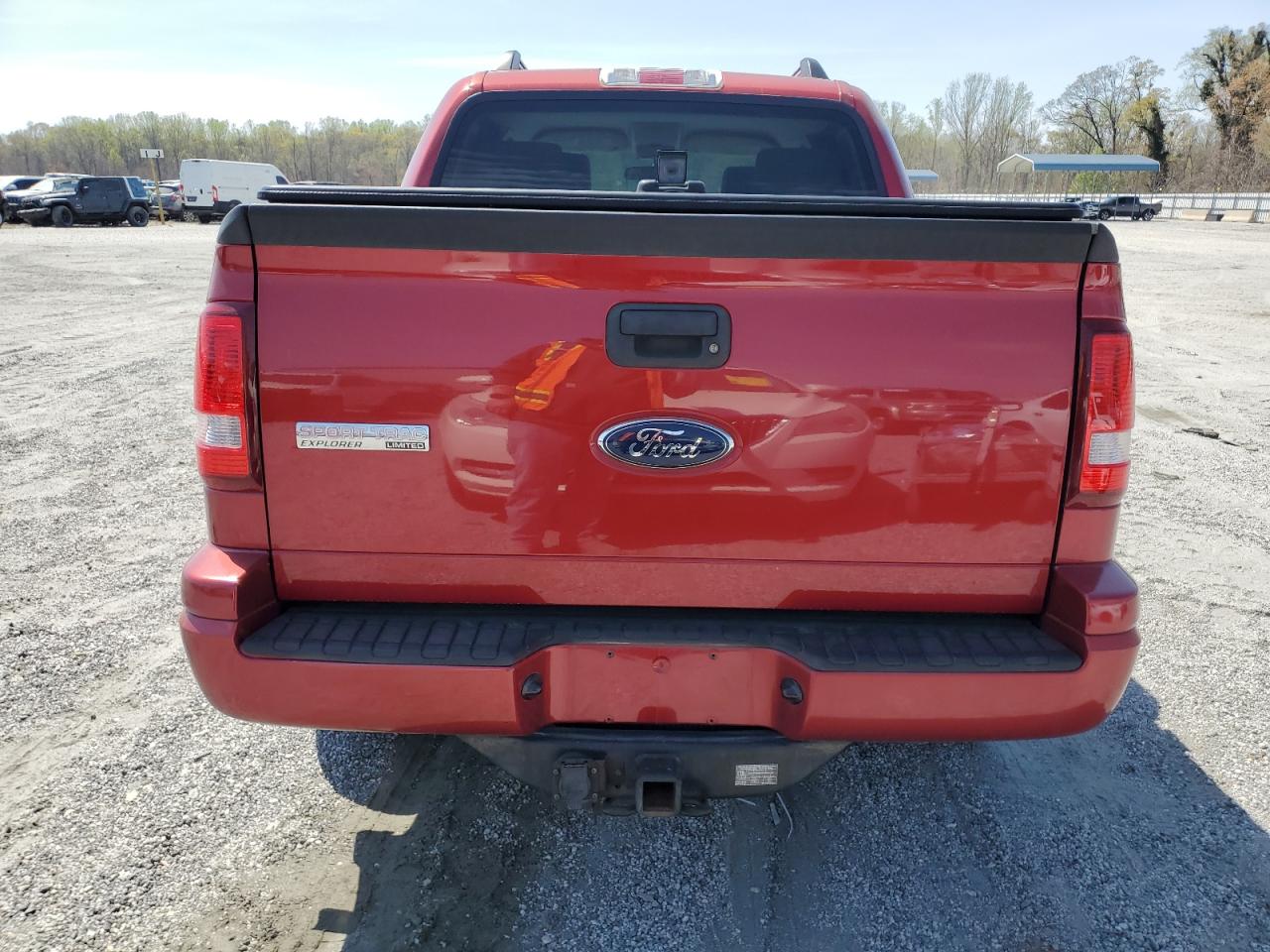 2007 Ford Explorer Sport Trac Limited VIN: 1FMEU33K67UA23046 Lot: 51079905