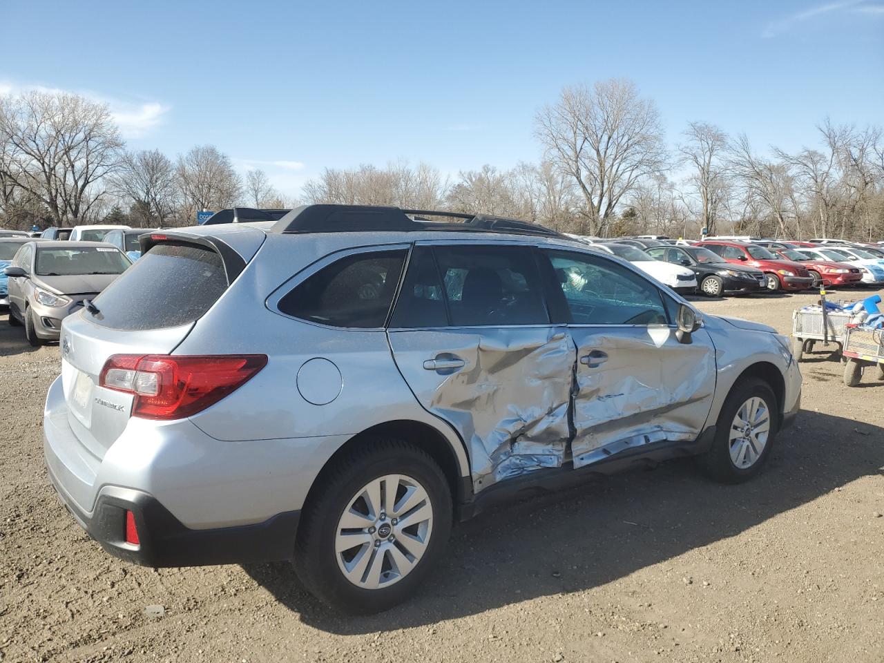 2018 Subaru Outback - Image 3