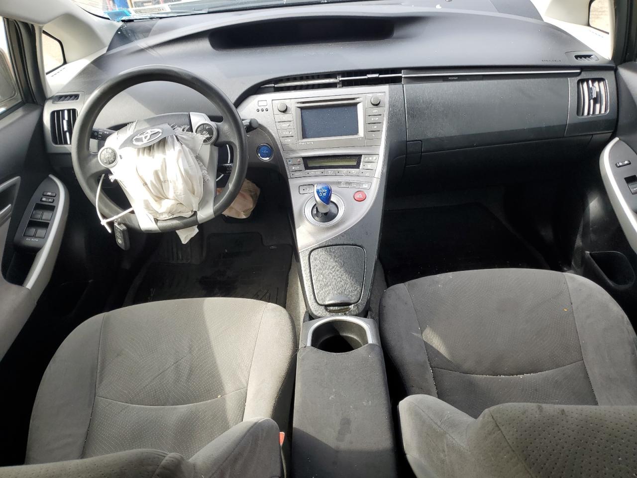 2014 Toyota Prius - Image 8