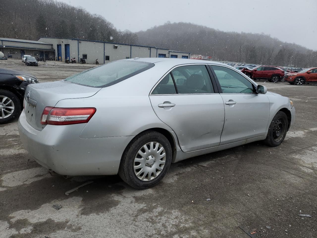 2010 Toyota Camry - Image 3
